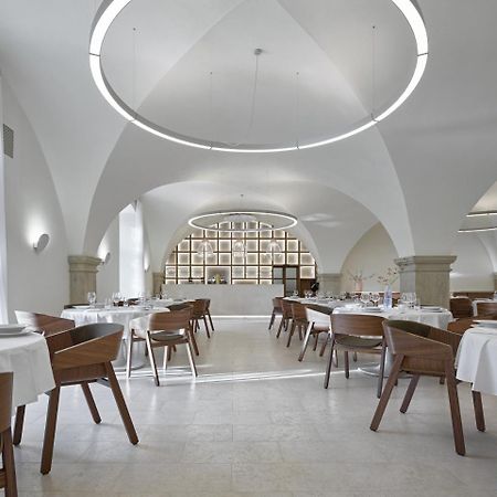 Lotrinsky Hotel Velké Pavlovice المظهر الخارجي الصورة