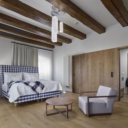 Lotrinsky Hotel Velké Pavlovice المظهر الخارجي الصورة