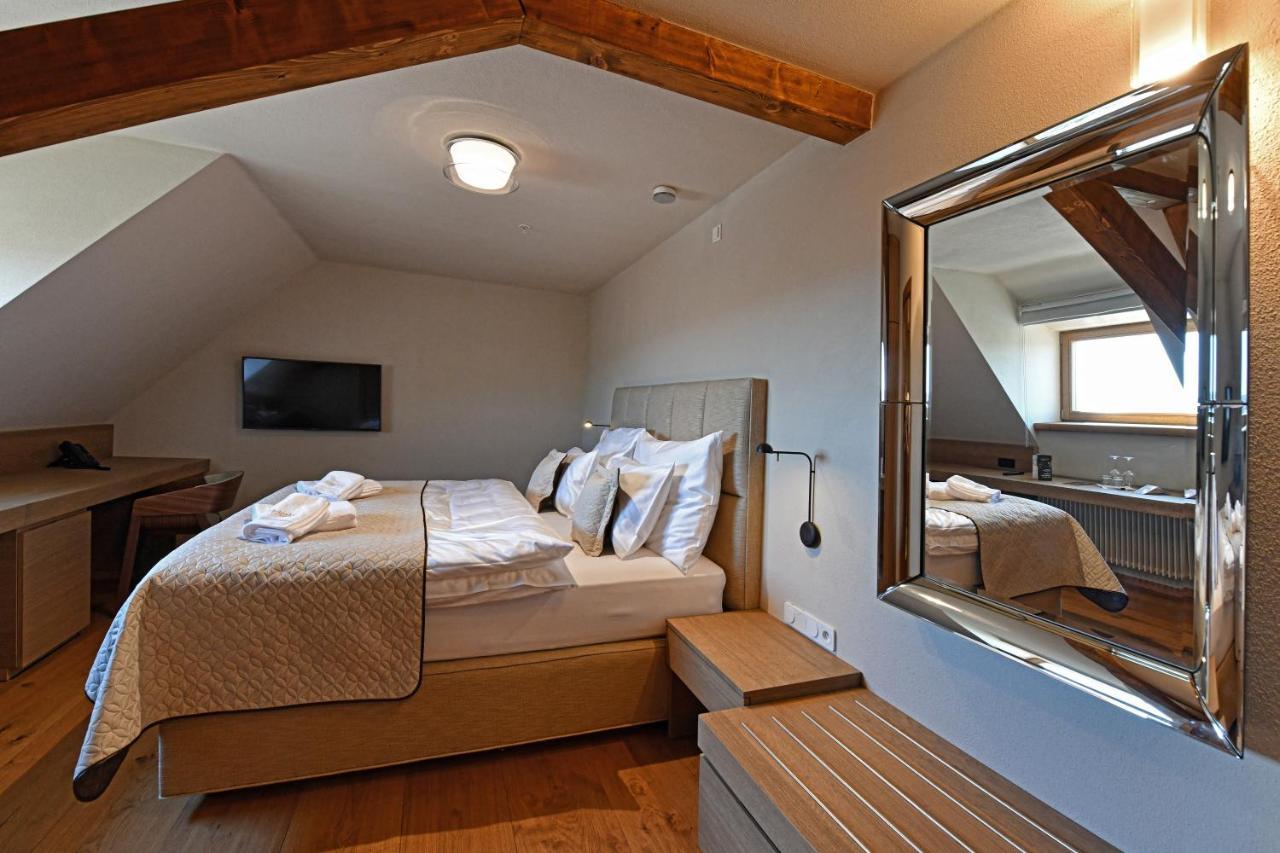 Lotrinsky Hotel Velké Pavlovice المظهر الخارجي الصورة