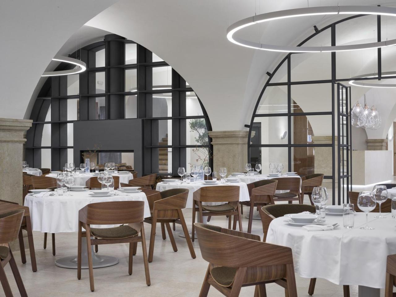 Lotrinsky Hotel Velké Pavlovice المظهر الخارجي الصورة